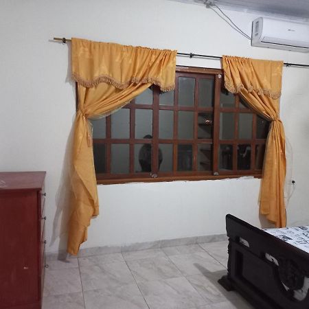 Casa De Los Cruz Leticia Bagian luar foto